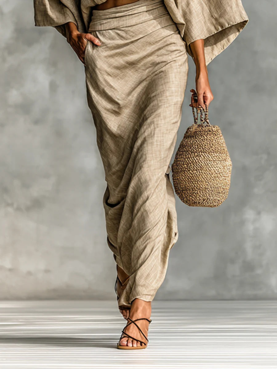 WILLOW | Conjunto de Dos Piezas Beis con Top Murciélago y Falda Larga