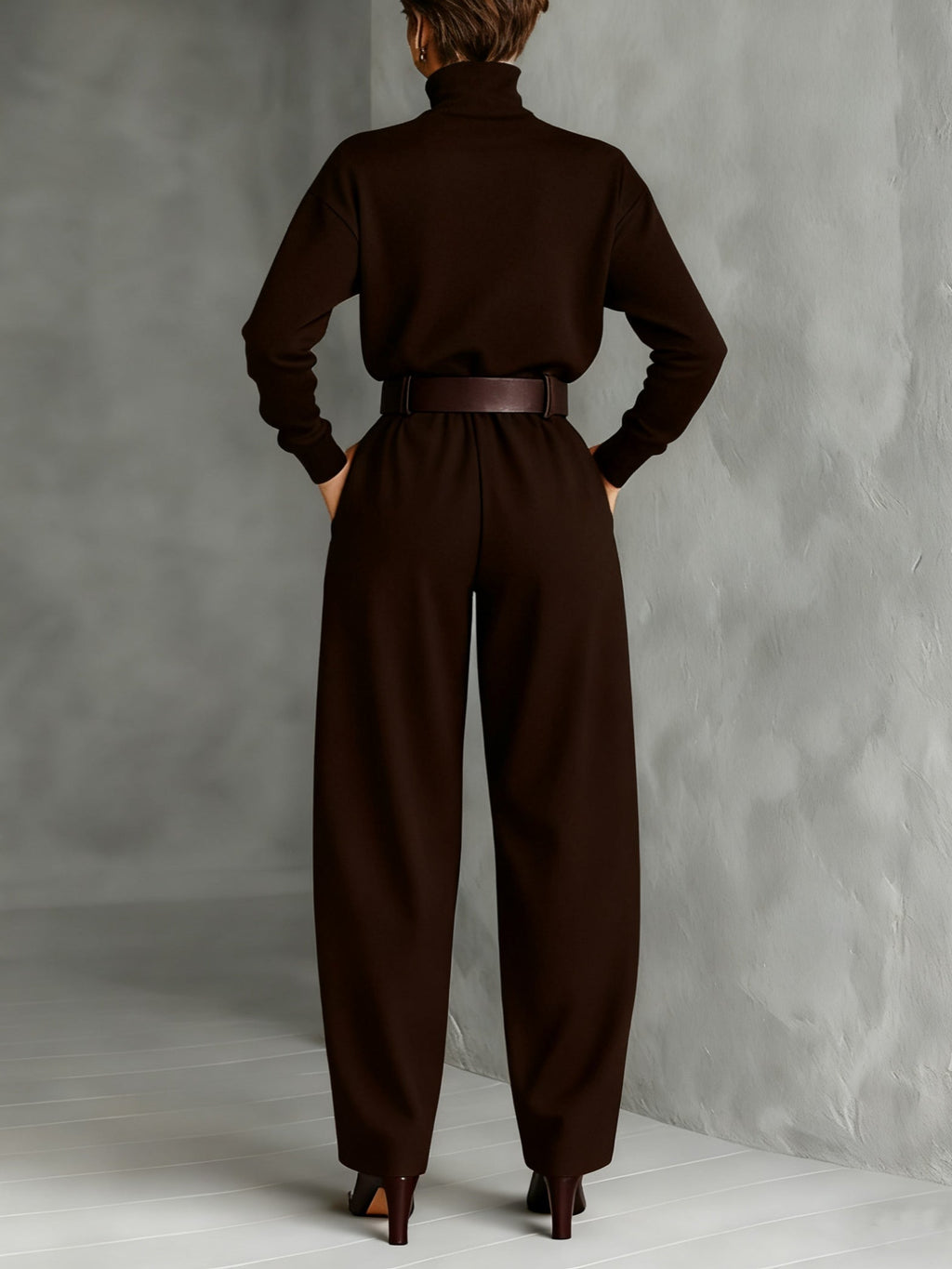 Elara Bilbao | Conjunto Cuello Alto y Pantalón Recto Cyrielle